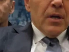 Prezydent wdarł się do TK. Szarpnął za ramię sędzię Korwin-Piotrowską