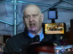 Bogdan Święczkowski pod budynkiem TK: Mamy do czynienia z zamachem stanu