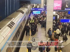 Tłumy na Dworcu Centralnym w Warszawie! Mieszkańcy masowo wyjeżdżają ze stolicy. Wszystko przed 1 listopada