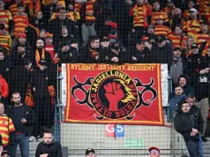 Duży wyjazd kibiców Jagiellonii. "Przejęli" stadion Wisły. Miesiąc temu zbojkotowali tu mecz swojej drużyny